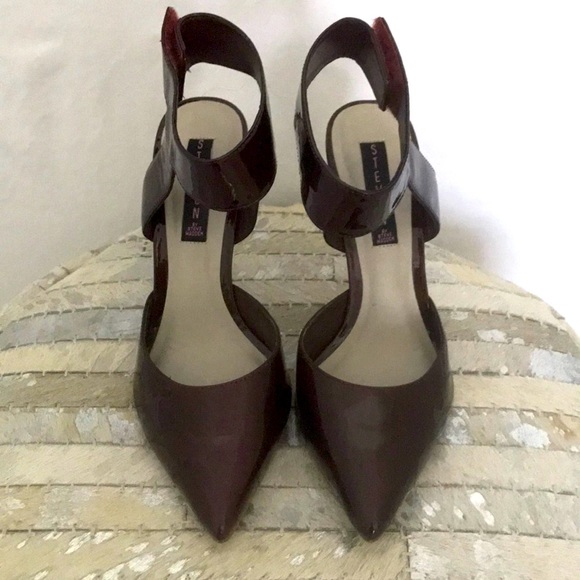 NEW STEVEN Madden Patent Pumps - Picture 3 of 8